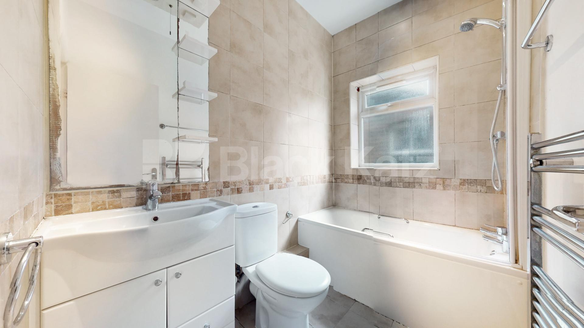 Modern Apartment Sinclair Road, West Kensington